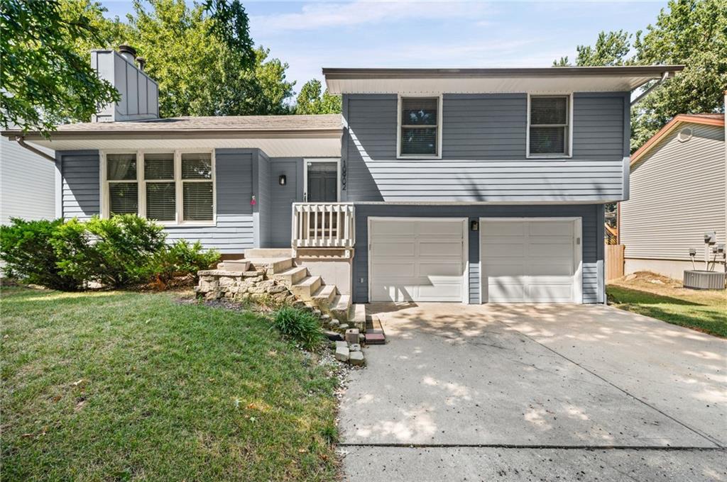 Listing Photo MLS #HMS2640405