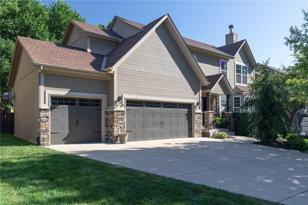 Listing Photo MLS #HMS2640411