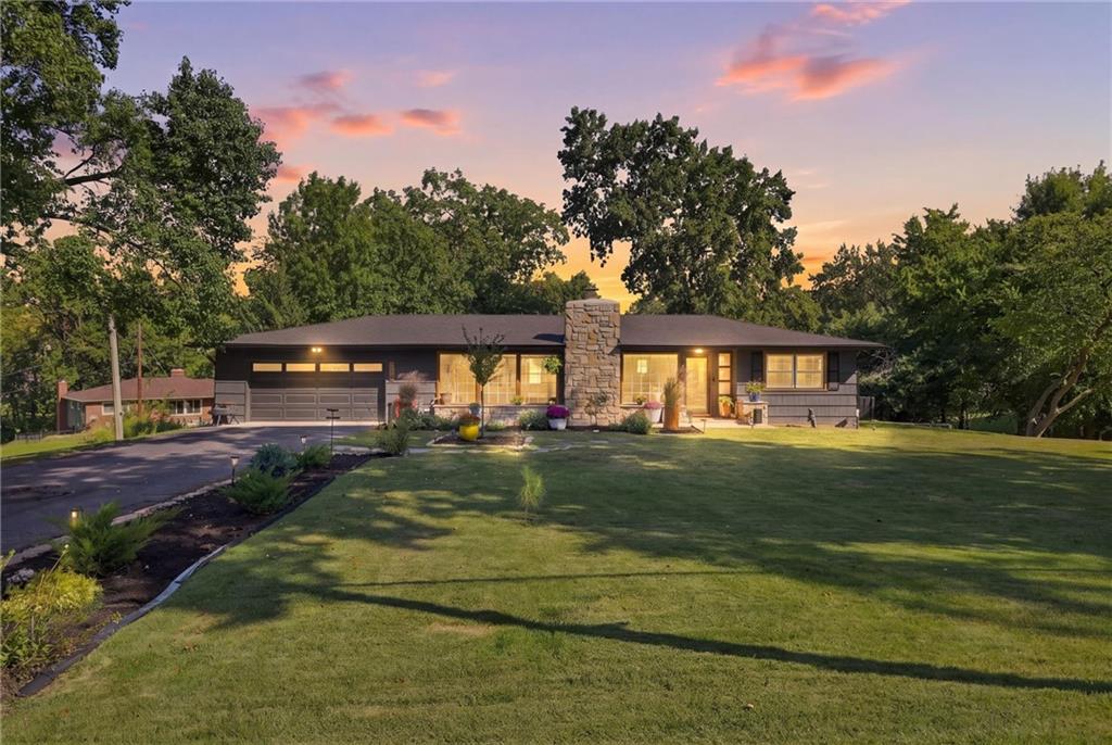 Listing Photo MLS #HMS2640452