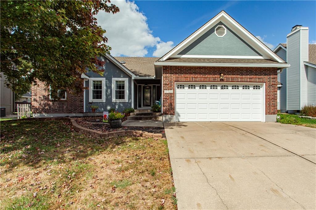 Listing Photo MLS #HMS2640647