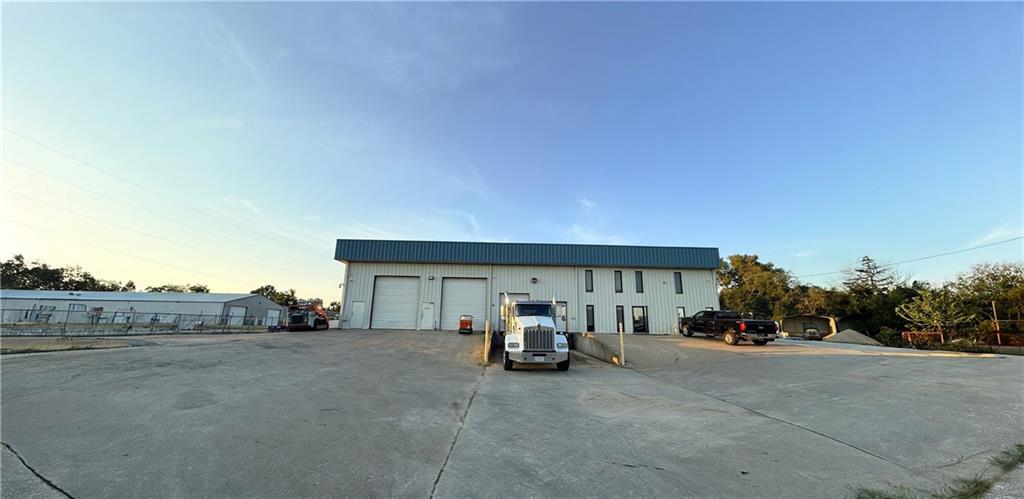 Listing Photo MLS #HMS2640931