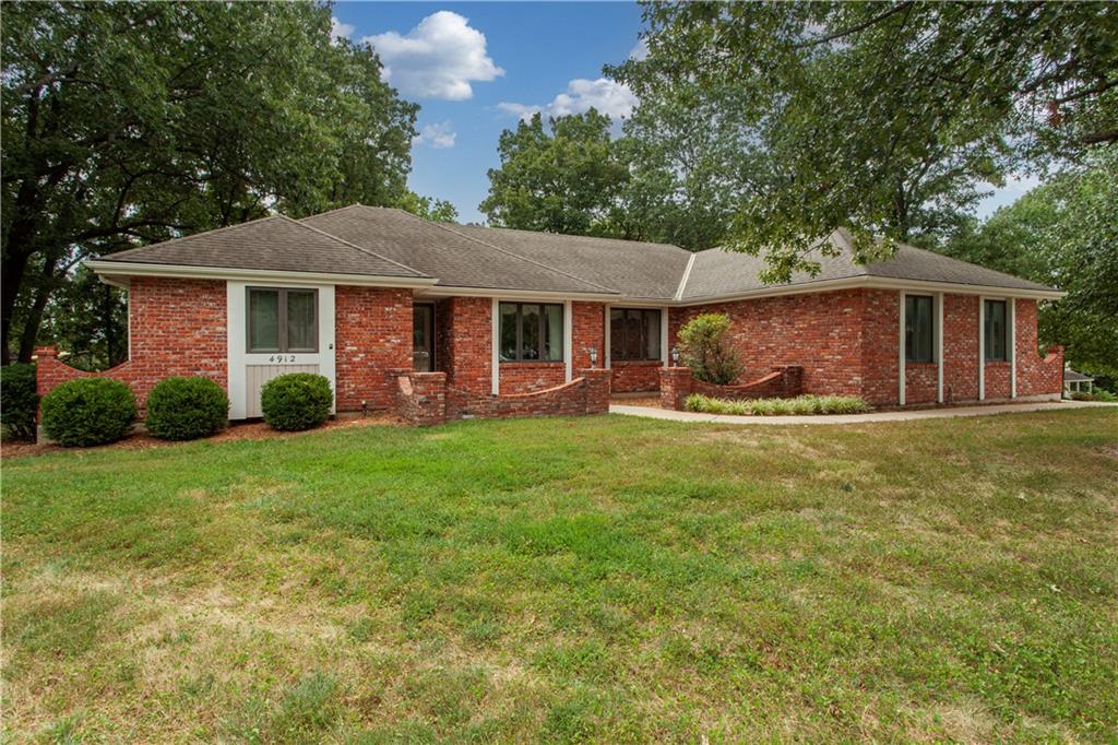 Listing Photo MLS #HMS2640987
