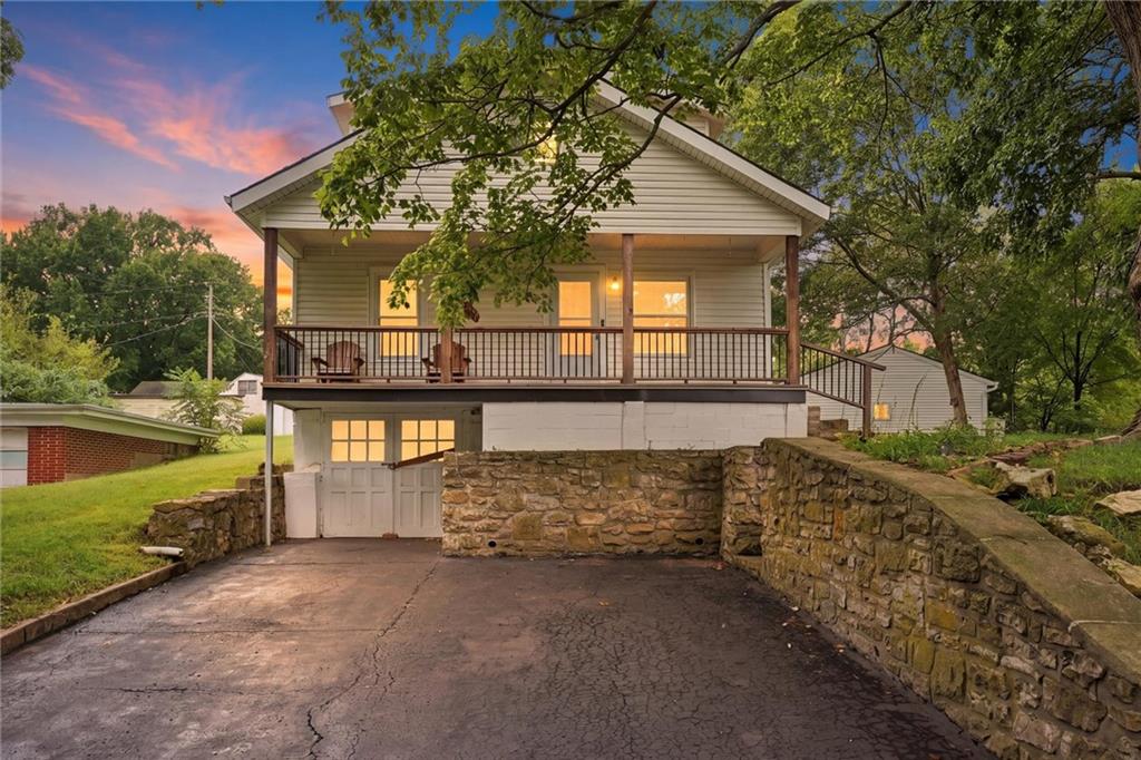 Listing Photo MLS #HMS2641079