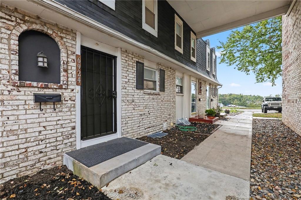 Listing Photo MLS #HMS2641169