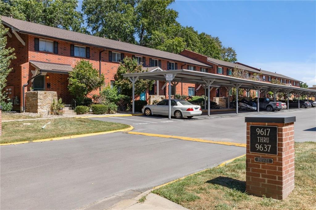 Listing Photo MLS #HMS2641343