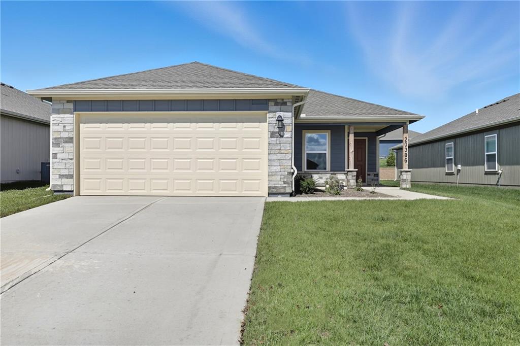 Listing Photo MLS #HMS2641370