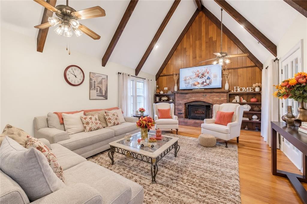 Listing Photo MLS #HMS2641402