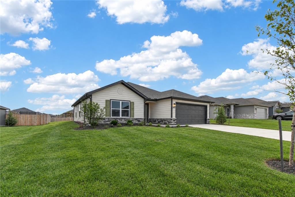 Listing Photo MLS #HMS2641550