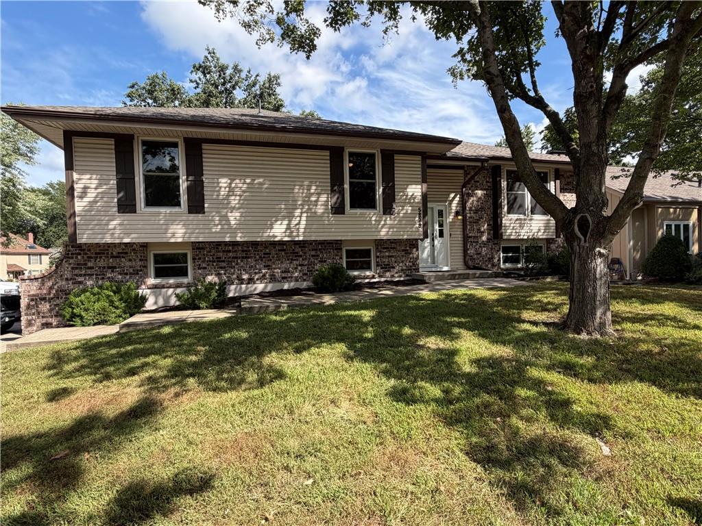 Listing Photo MLS #HMS2641599