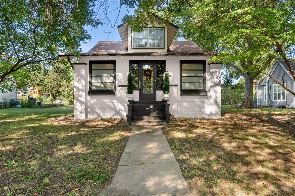 Listing Photo MLS #HMS2641685