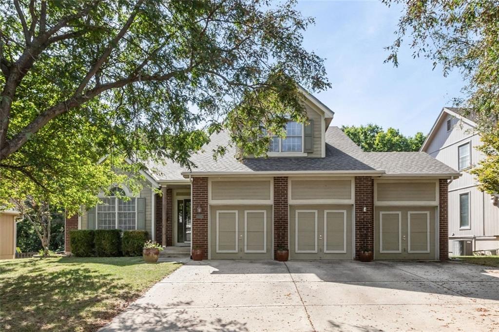 Listing Photo MLS #HMS2641710