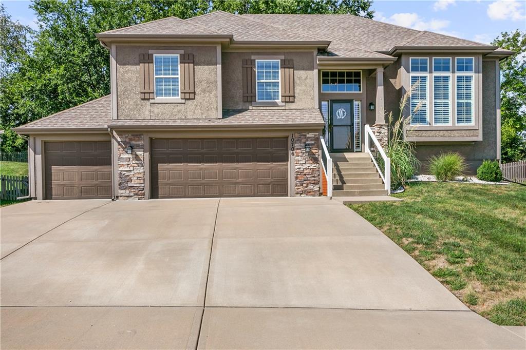 Listing Photo MLS #HMS2641970
