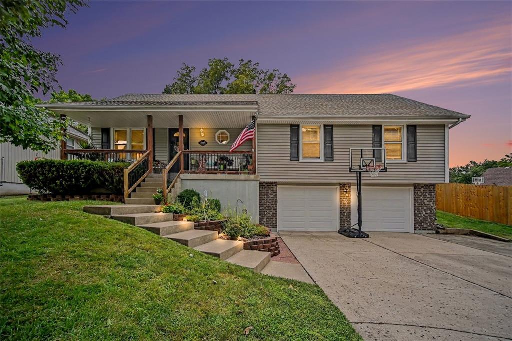 Listing Photo MLS #HMS2641979