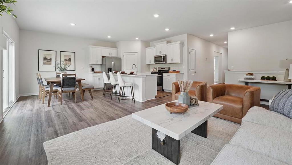 Listing Photo MLS #HMS2642085