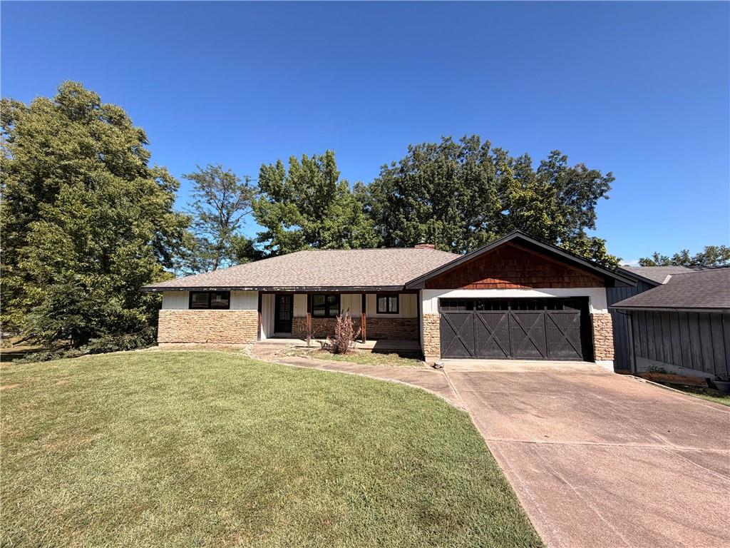 Listing Photo MLS #HMS2642124