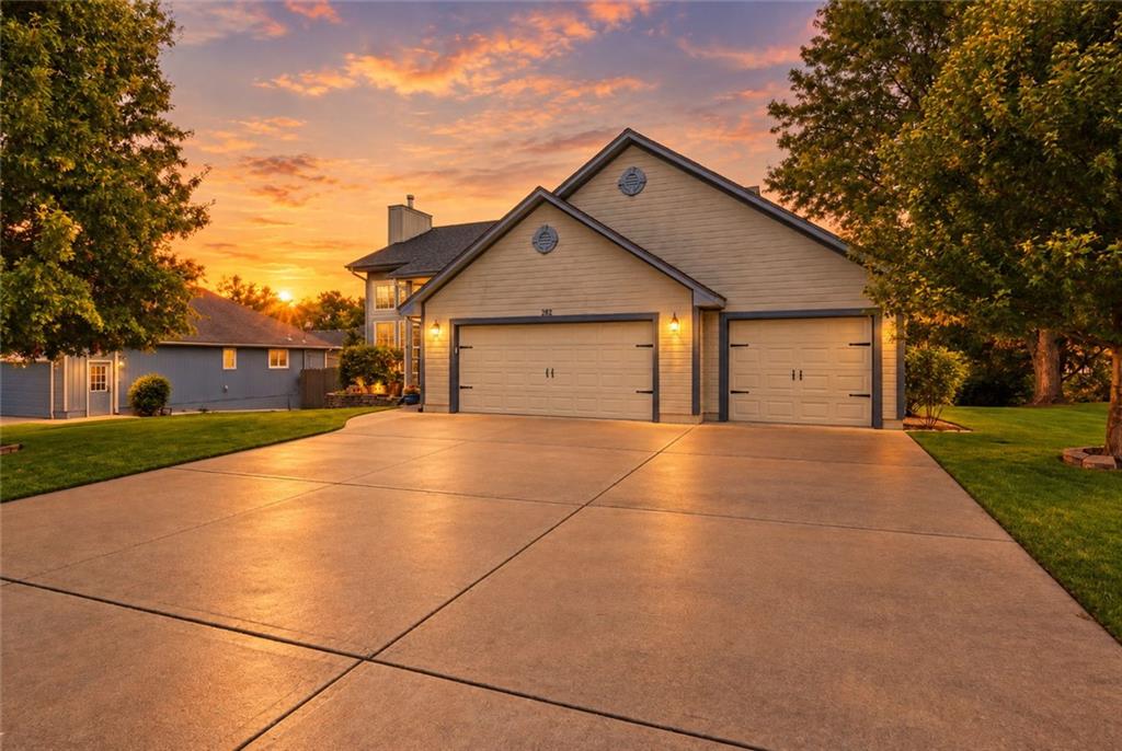 Listing Photo MLS #HMS2642143