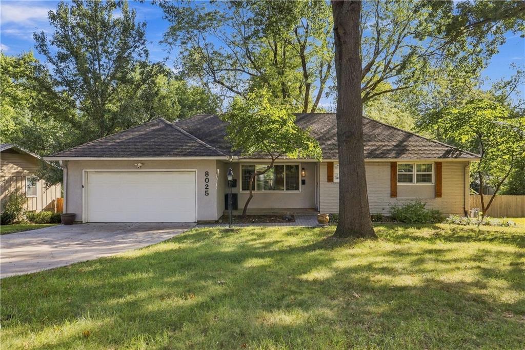 Listing Photo MLS #HMS2642520