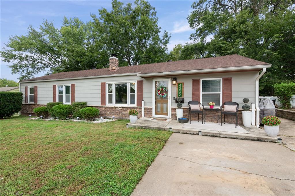 Listing Photo MLS #HMS2642894