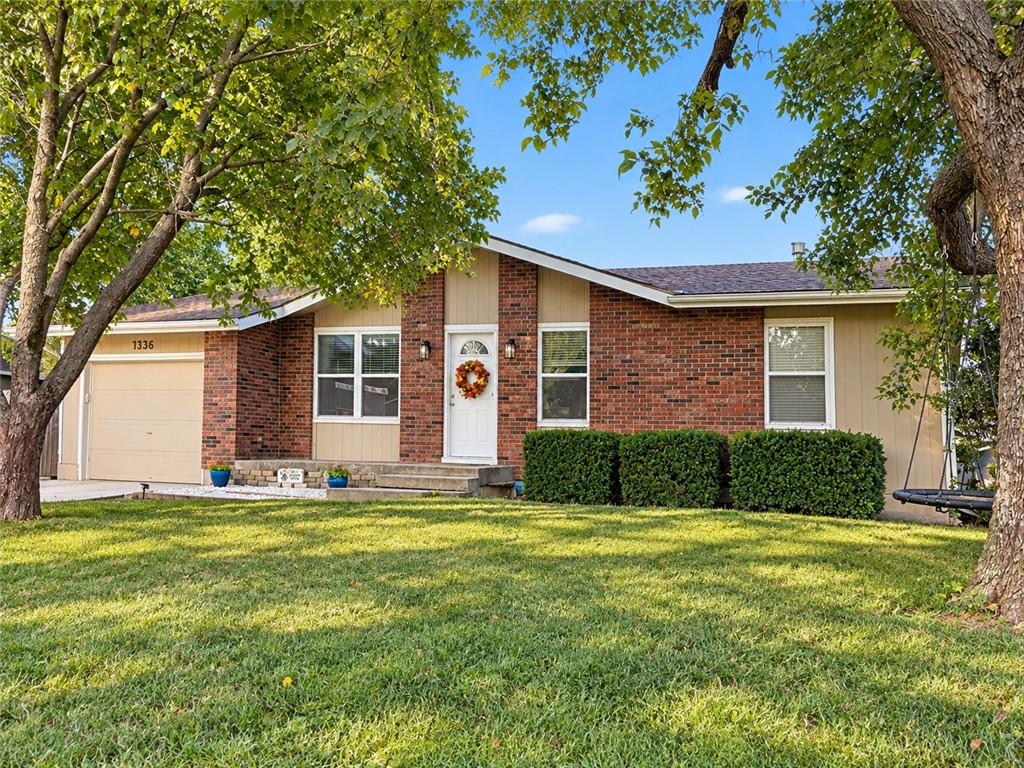 Listing Photo MLS #HMS2642910