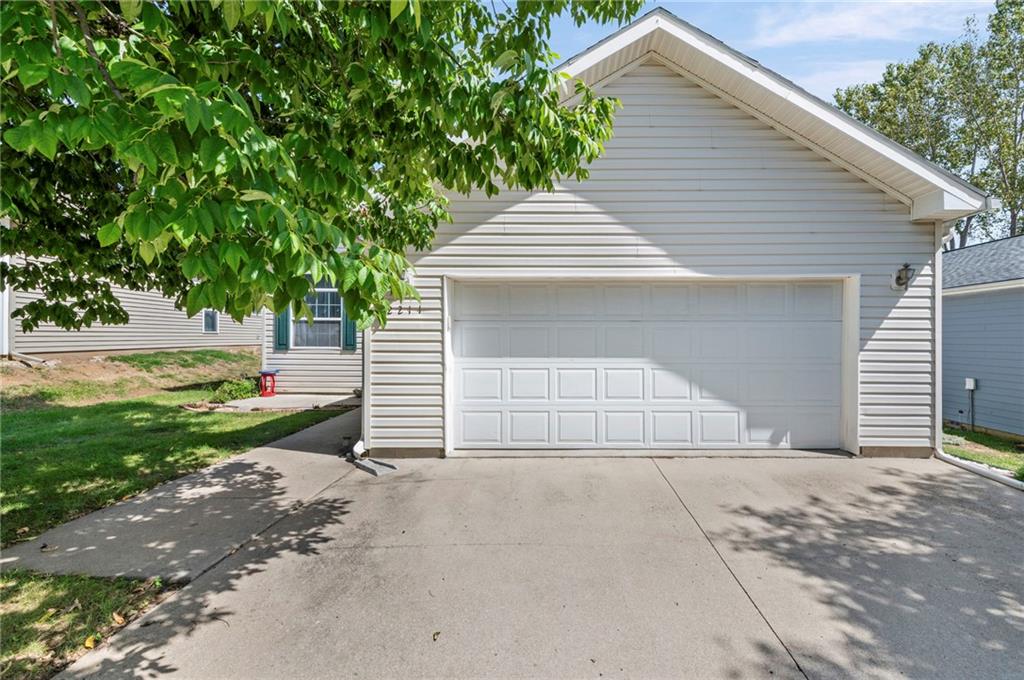 Listing Photo MLS #HMS2642912