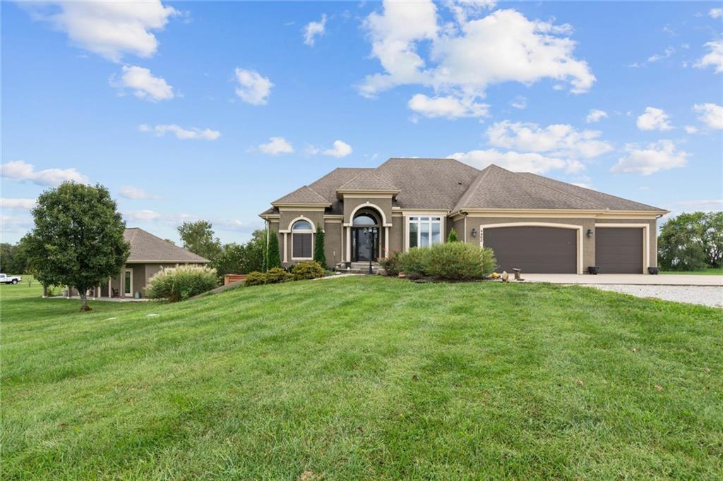 Listing Photo MLS #HMS2642945