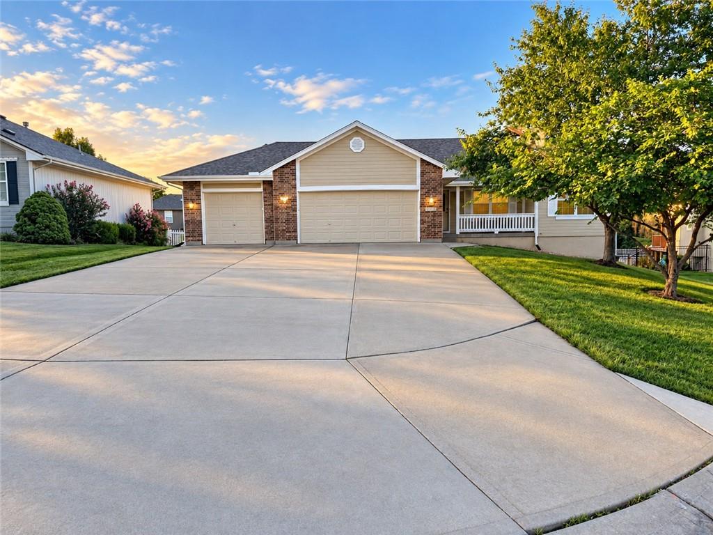 Listing Photo MLS #HMS2642992