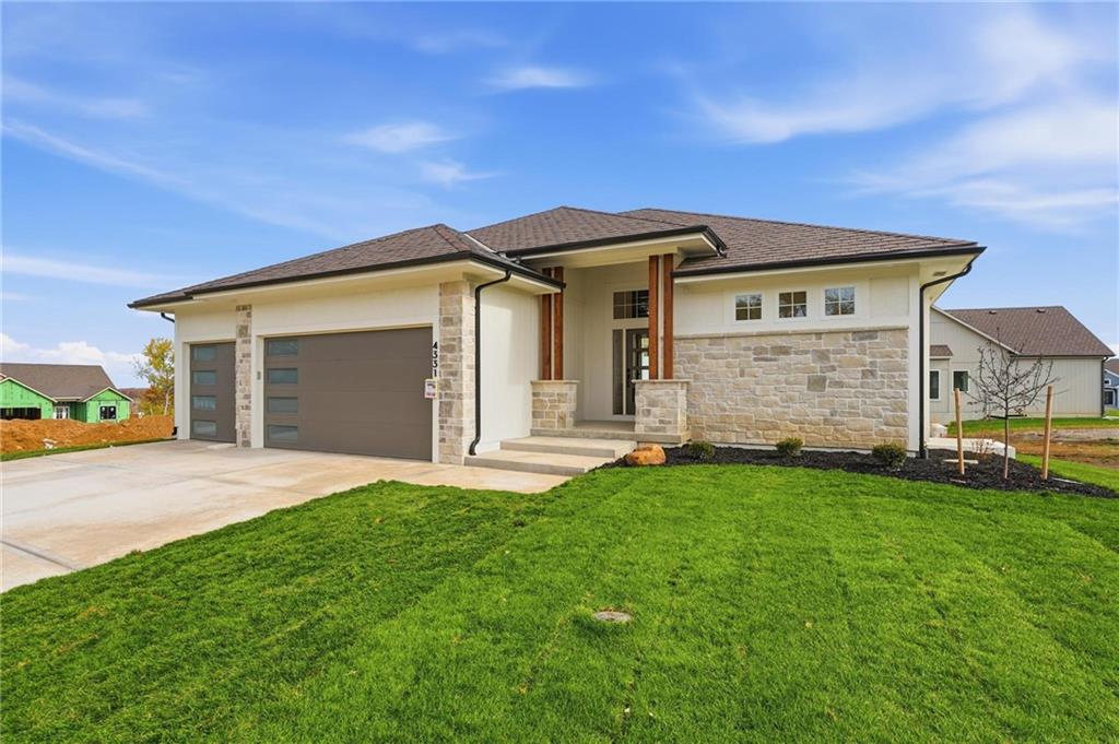Listing Photo MLS #HMS2643011