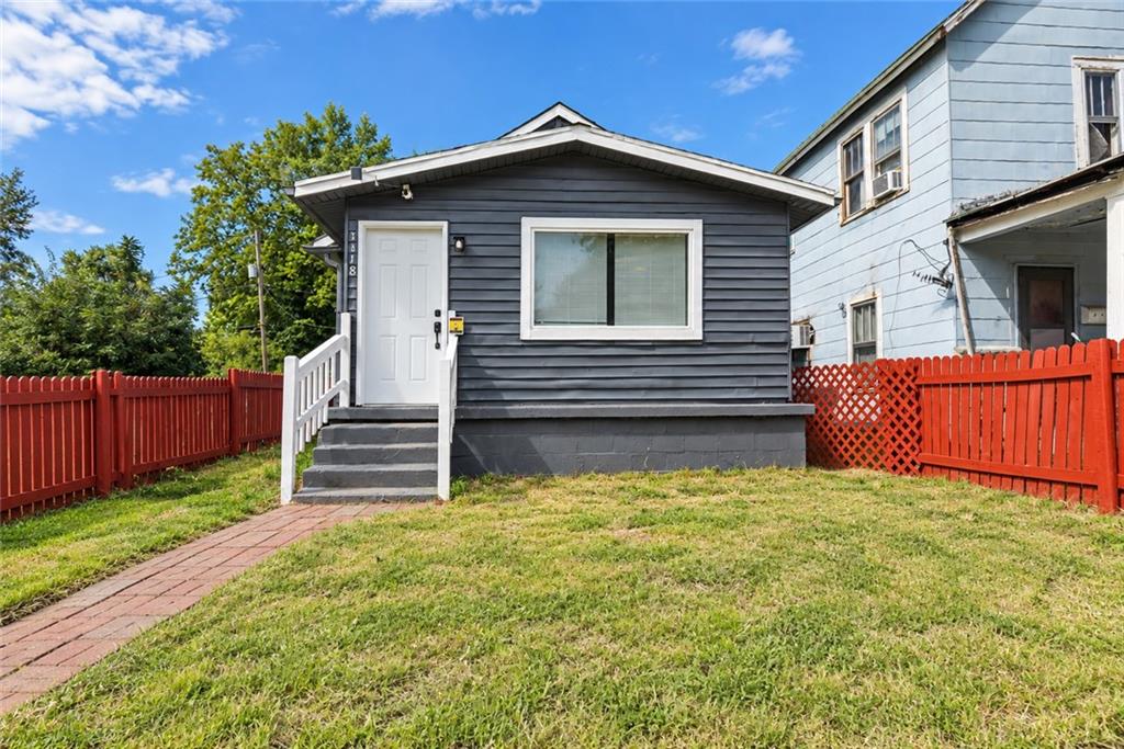 Listing Photo MLS #HMS2643013