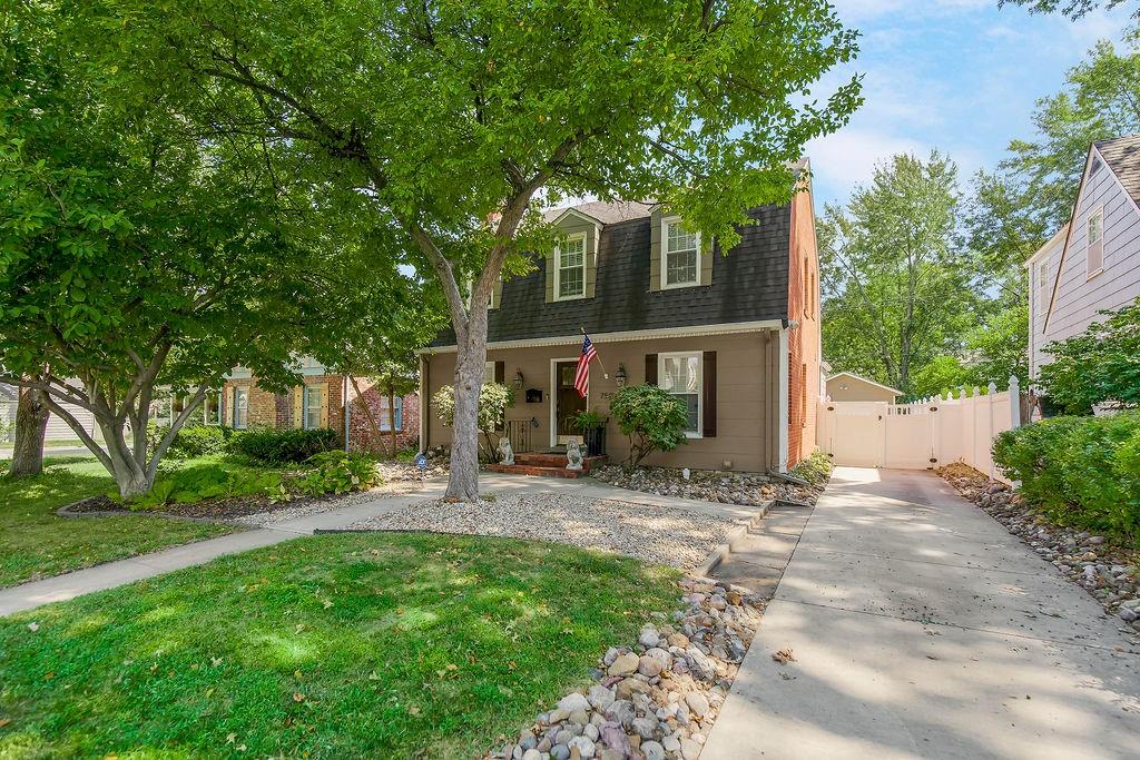 Listing Photo MLS #HMS2643085