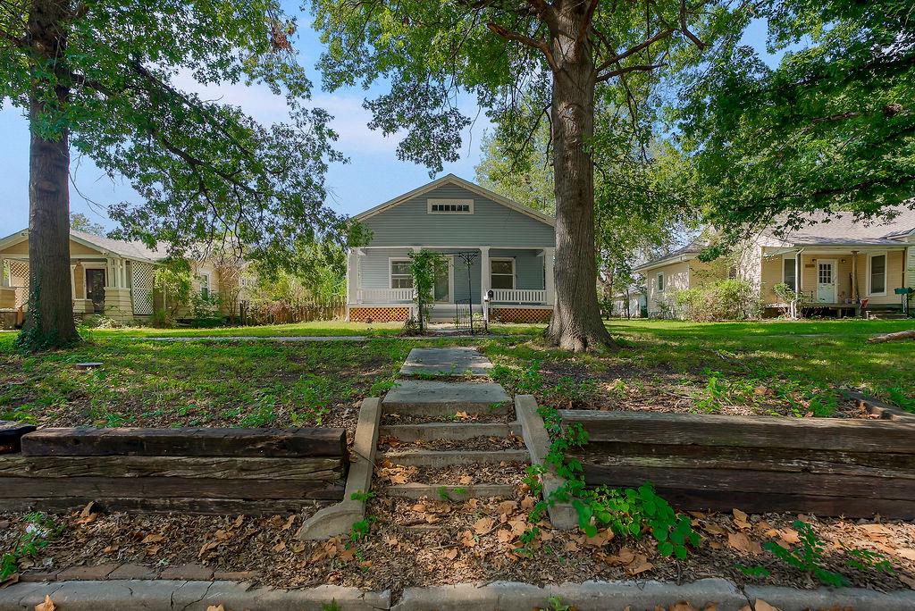 Listing Photo MLS #HMS2643095
