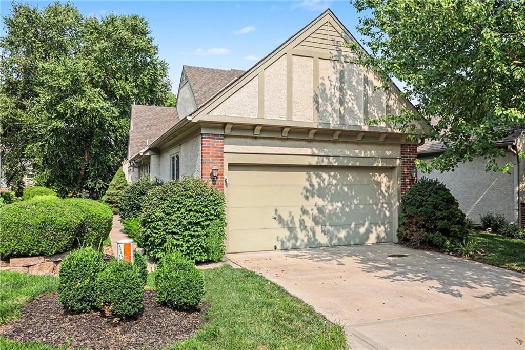 Listing Photo MLS #HMS2643174