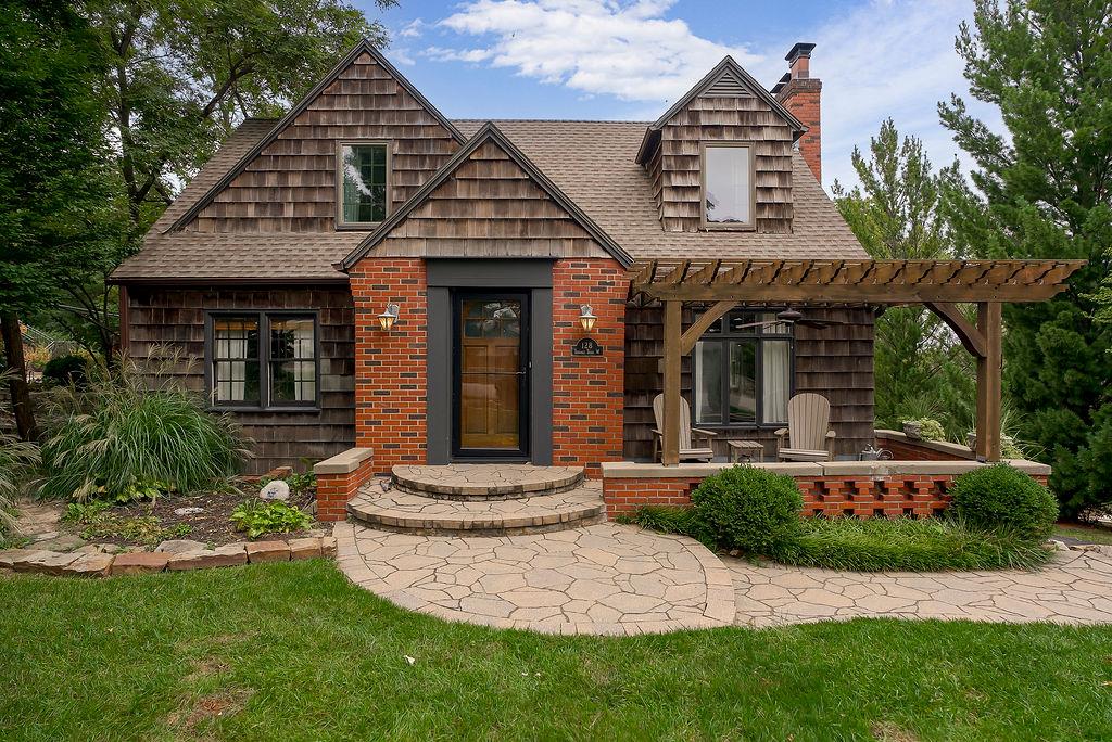 Listing Photo MLS #HMS2643240