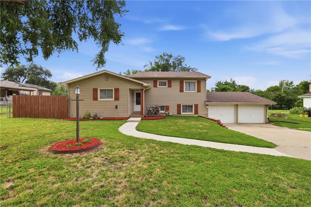 Listing Photo MLS #HMS2643250