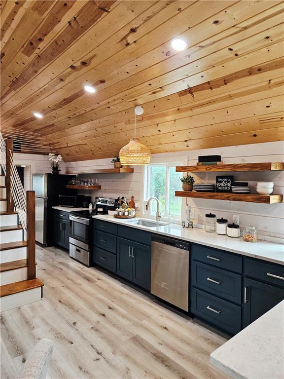 Listing Photo MLS #HMS2643315