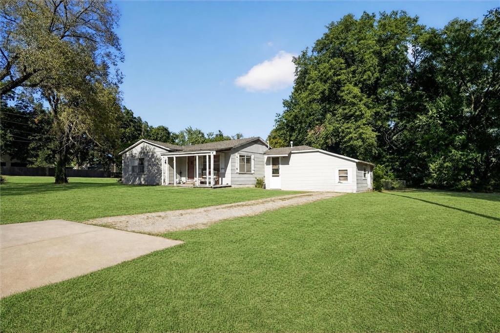 Listing Photo MLS #HMS2643350