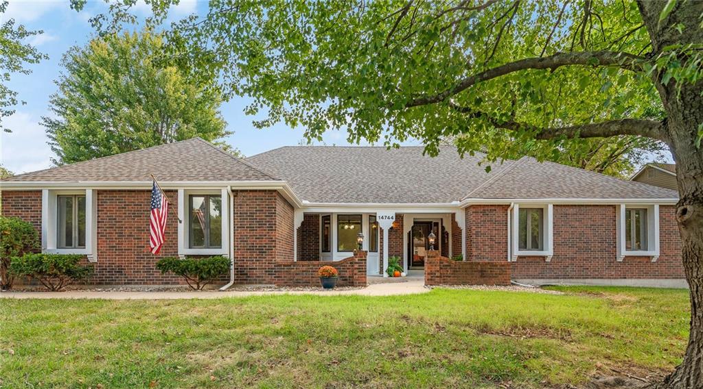 Listing Photo MLS #HMS2643391