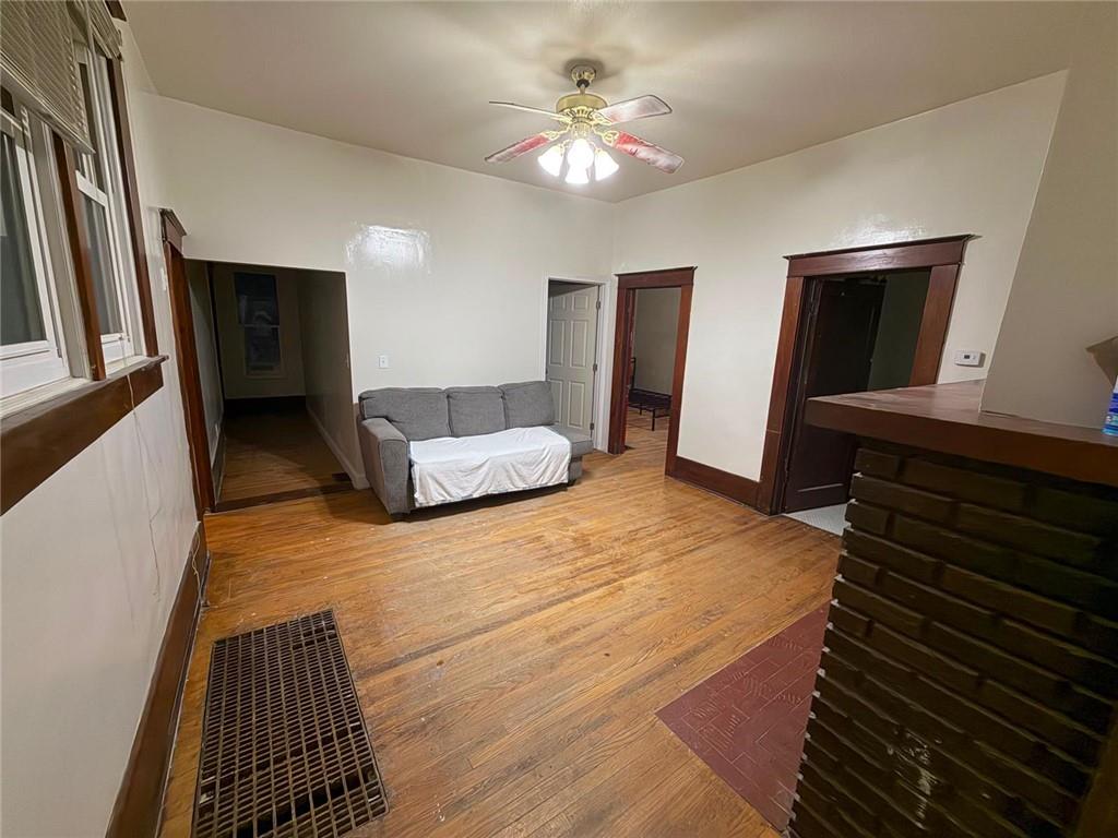 Listing Photo MLS #HMS2643394