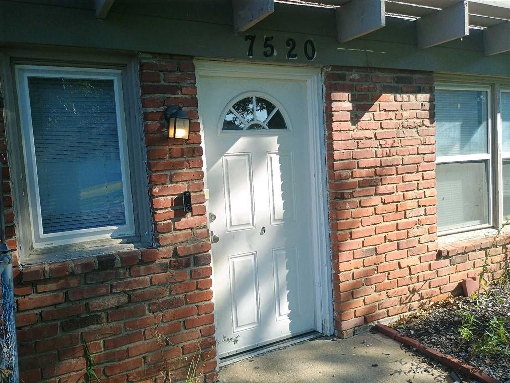 Listing Photo MLS #HMS2643479
