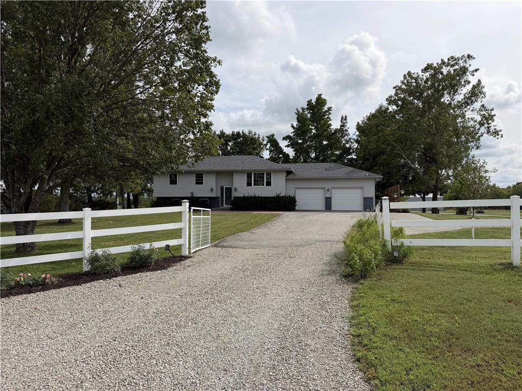 Listing Photo MLS #HMS2643497