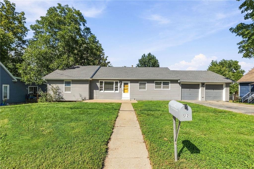 Listing Photo MLS #HMS2643575