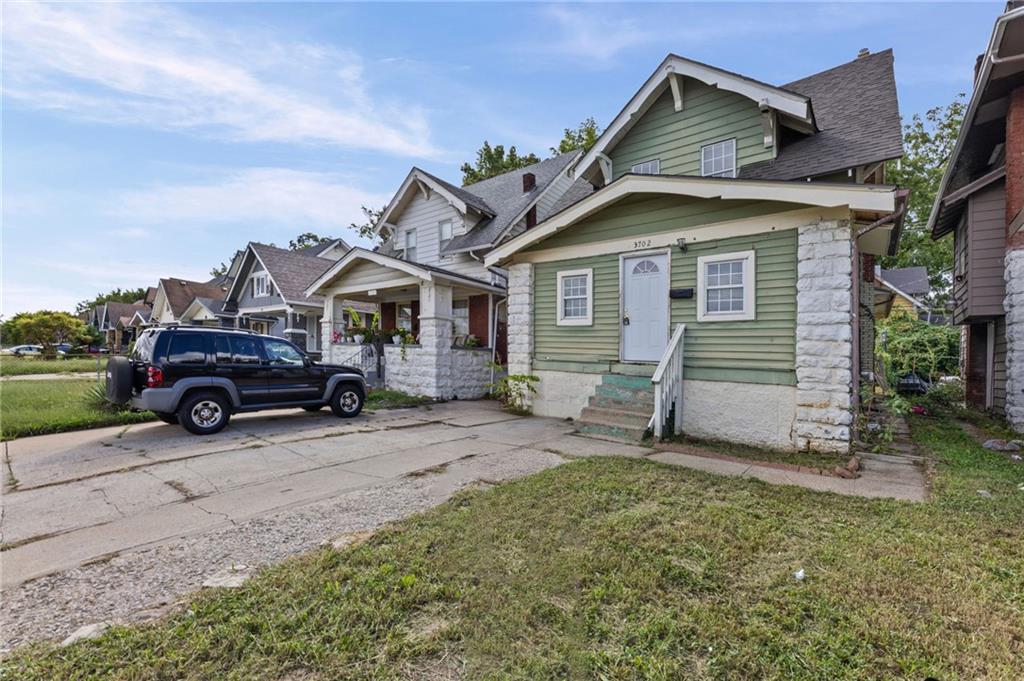 Listing Photo MLS #HMS2643582