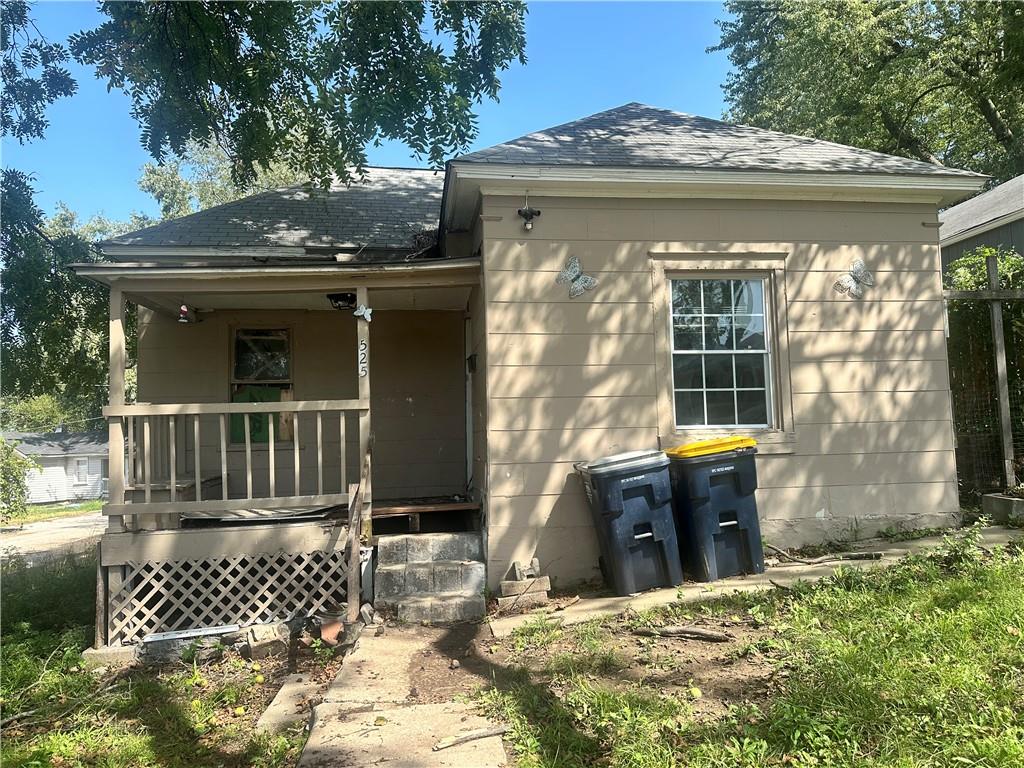 Listing Photo MLS #HMS2643604