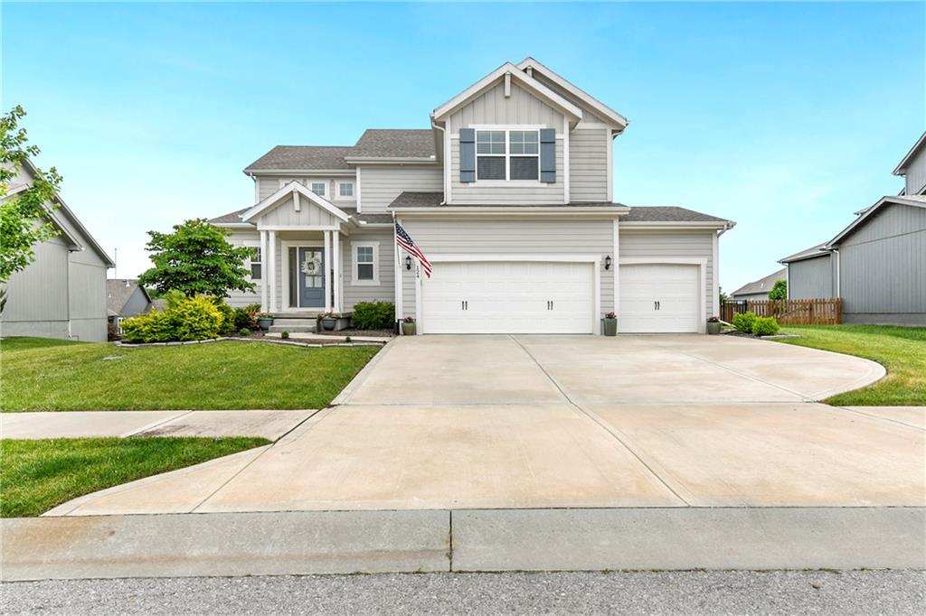 Listing Photo MLS #HMS2643622