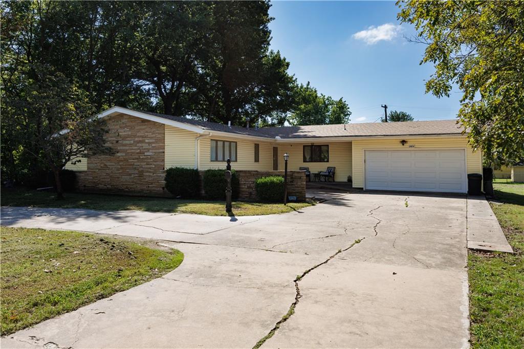 Listing Photo MLS #HMS2643841