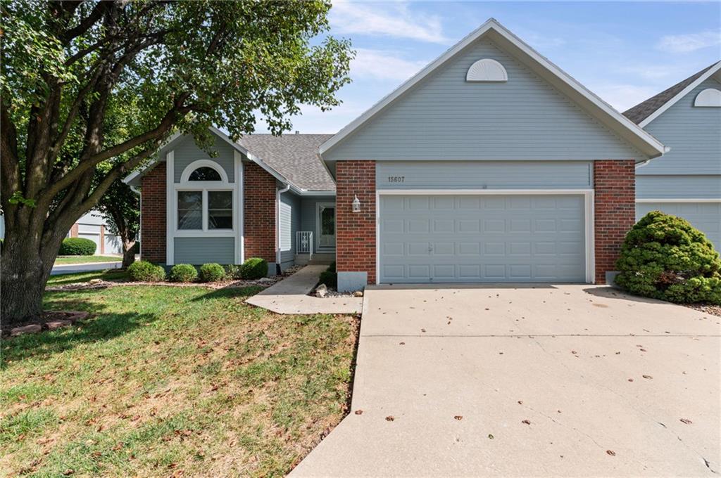 Listing Photo MLS #HMS2643845