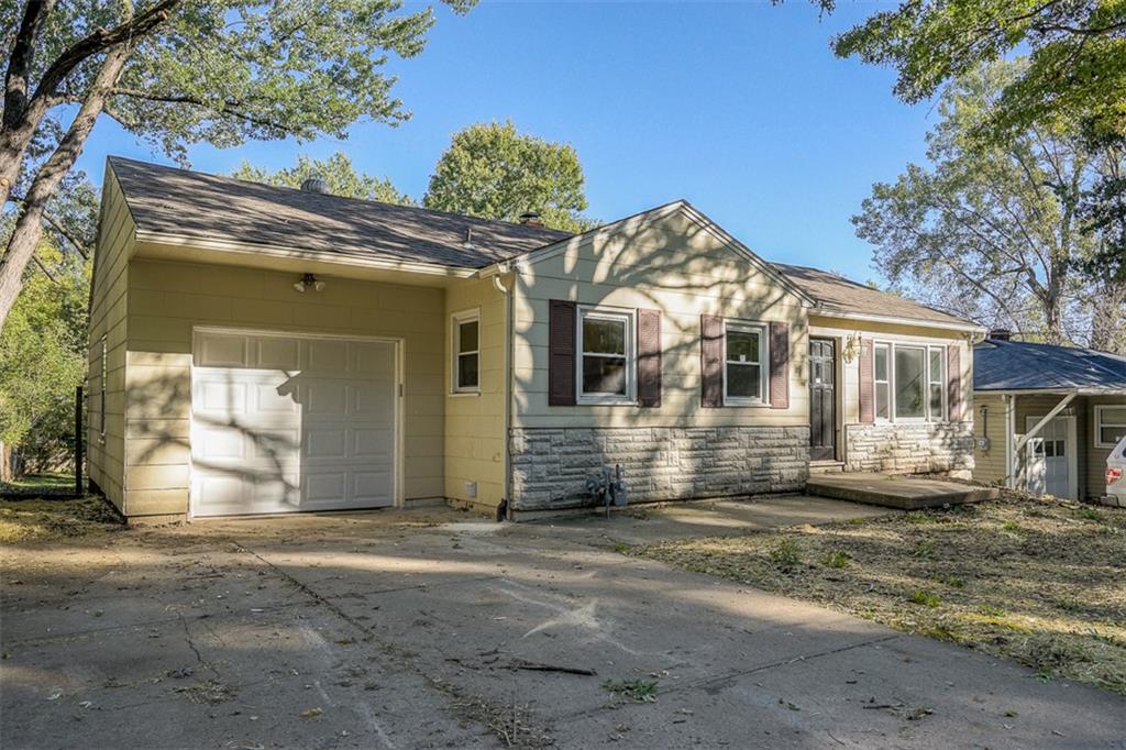 Listing Photo MLS #HMS2643919