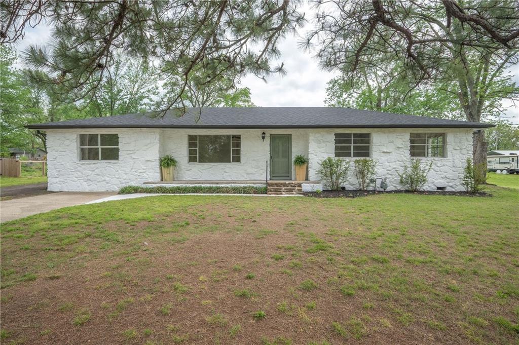 Listing Photo MLS #HMS2644520