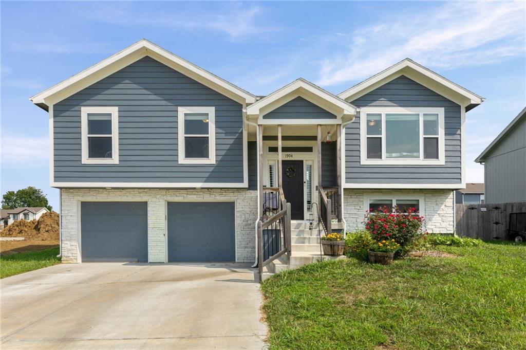 Listing Photo MLS #HMS2644538