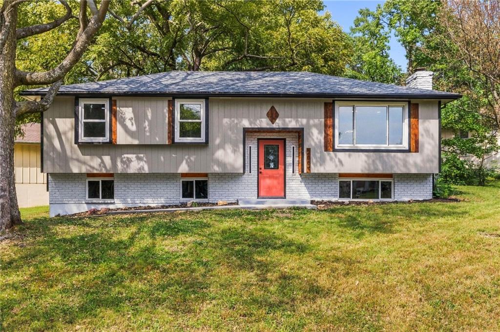 Listing Photo MLS #HMS2644886